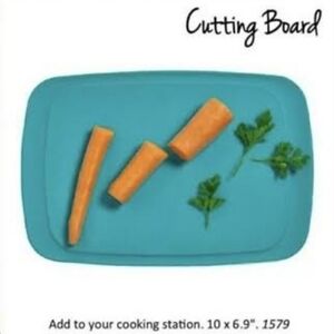 Tupperware Fridge Stackables Size Small Plastic Kitchen Cutting Board - Blue New